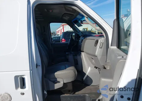 2013 Ford E-350 Super Duty Commercial z USA, uszkodzony, nr VIN 1FTSE3EL1DDA52153